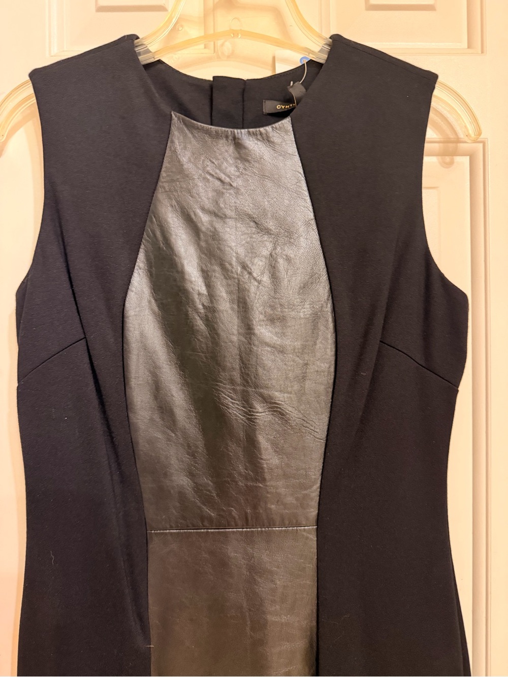 Cynthia Steffe Black Leather Panel w/ Heavy Knit Sheath Dress, Lined, Sz 6 - Picture 2 of 13